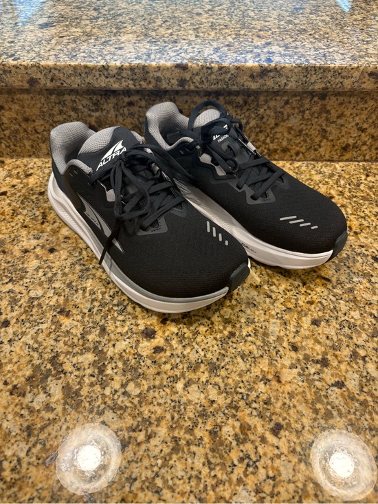 Altra Shoes - Altra Paradigm 8 Black Road Trail Running Walking Shoes Women's Size 8 Mint Cond